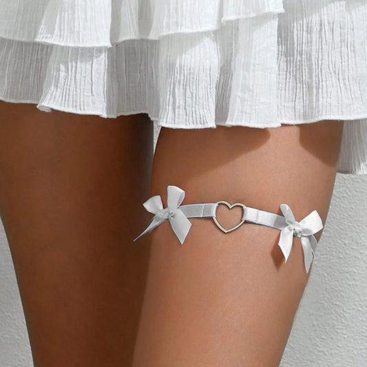 Catherine's Scandal seductive Leg Garter